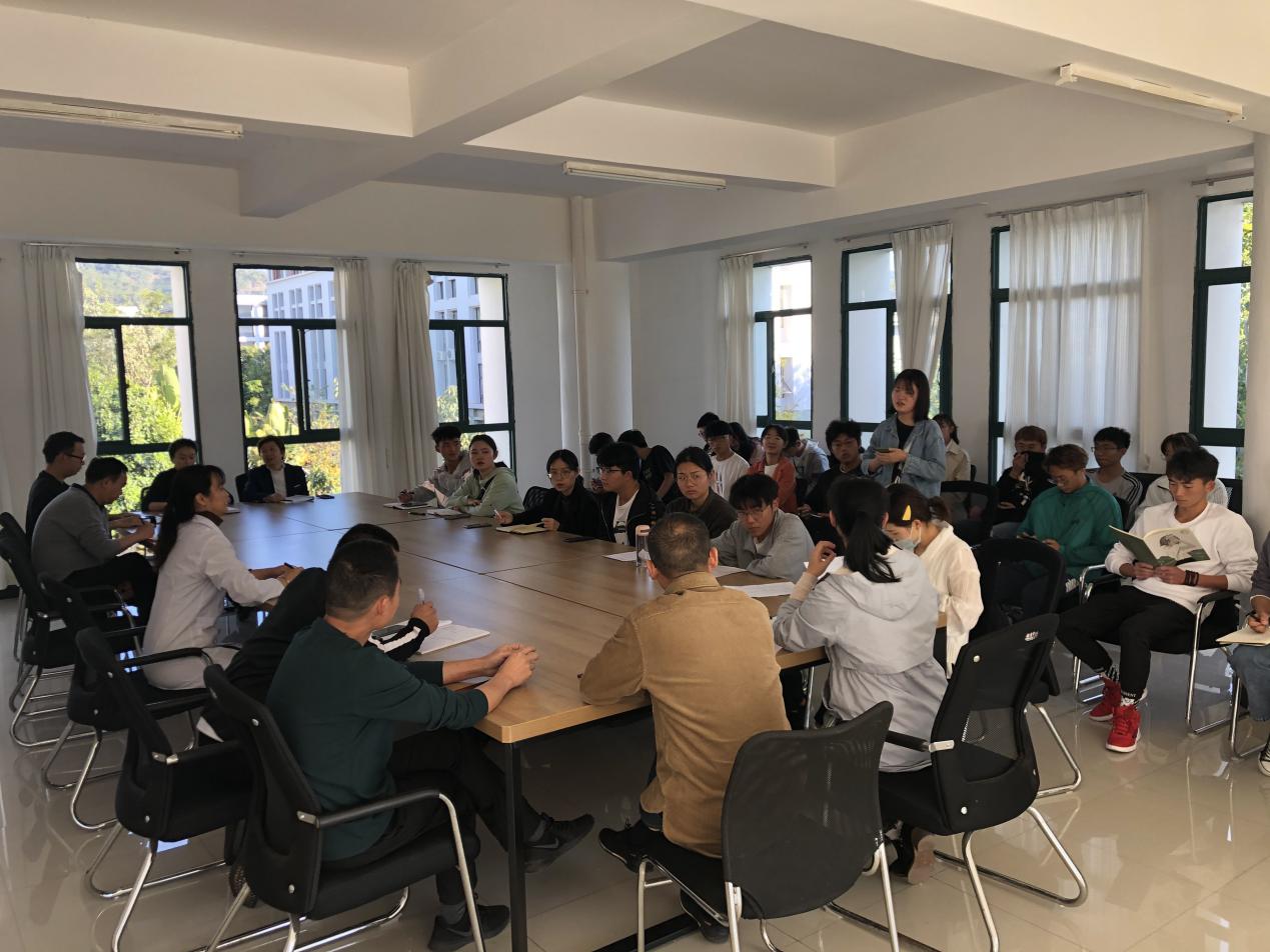 7B3982EBA8BBEF9D7E47580A55FAC57C